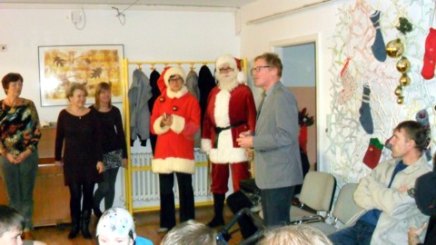 Weihnachtsaktion von GALERIA Kaufhof, Filiale Halle mit dem Verein „Ein Schutzengel für Kinder“ - Bild 4
